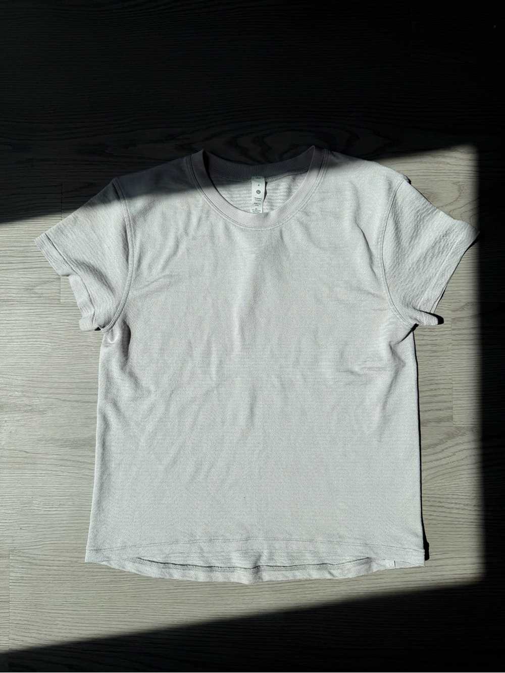Lululemon Train to Be Seamless Short Sleeve T- Shirt Ripple Wave Chrome/White 4